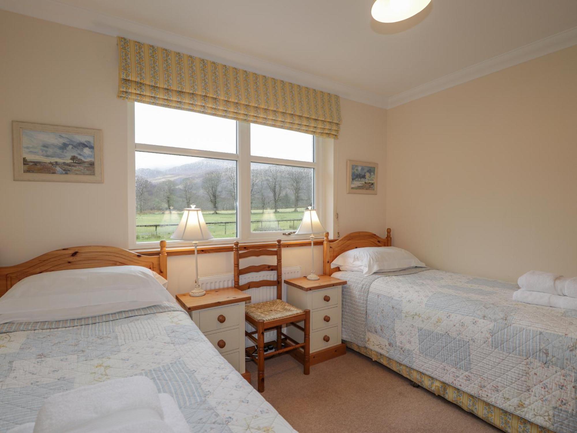 Holiday home Tigh Na Drochit